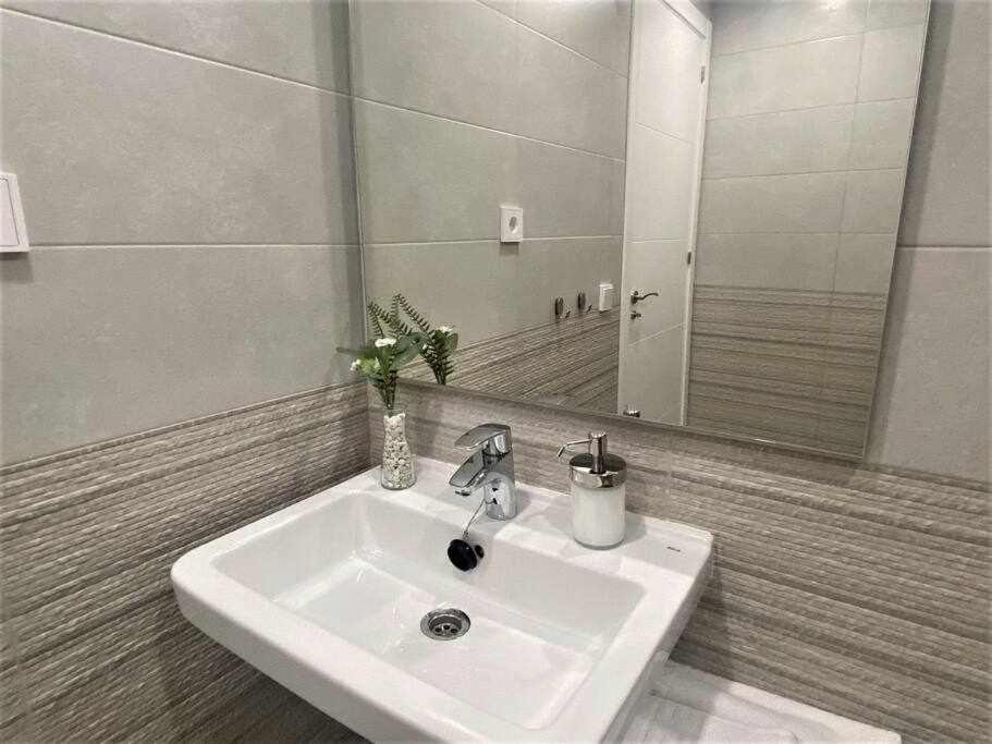 XV Apartamentos Morales & Arnal Estepona Kültér fotó